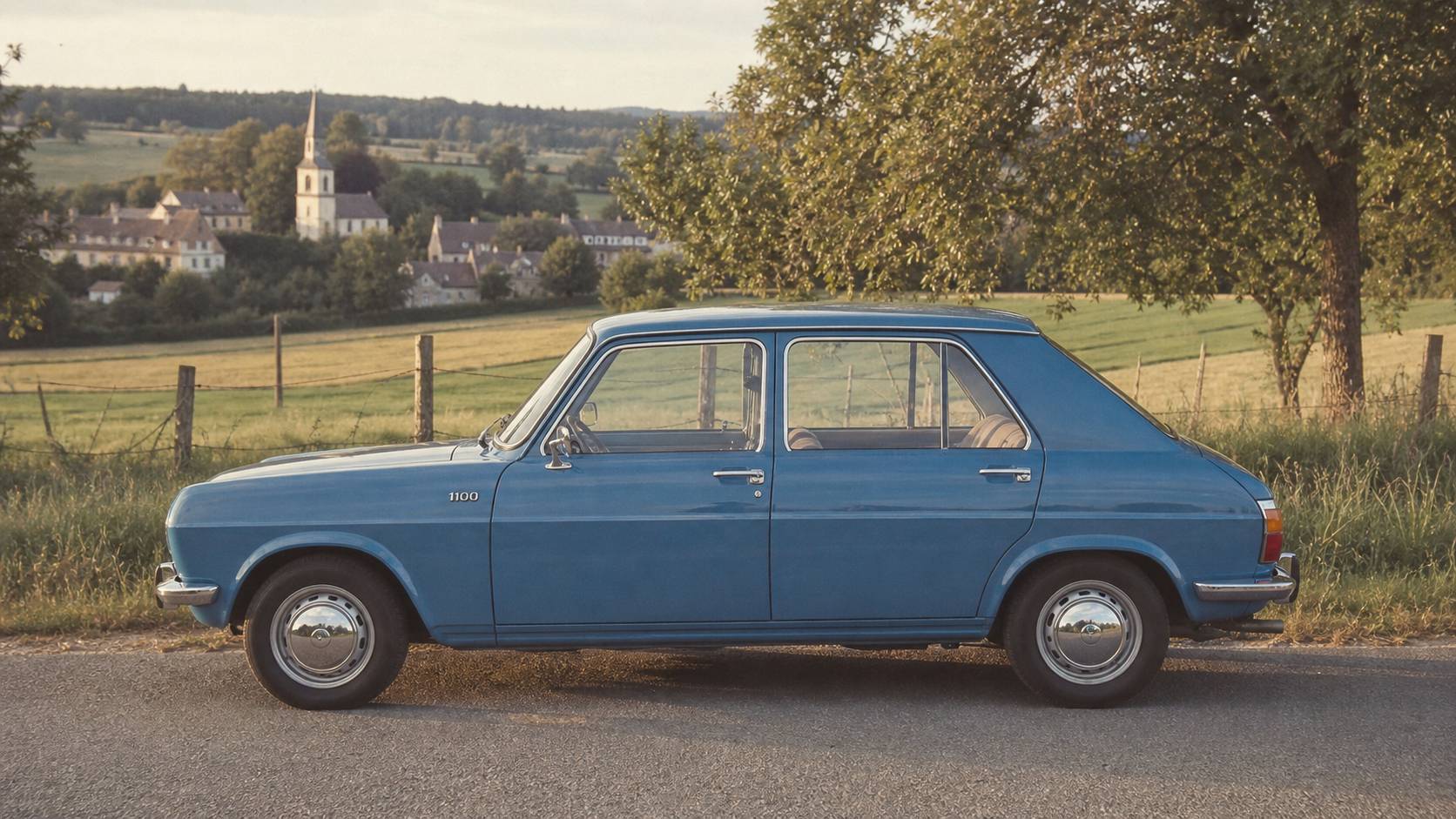 Talbot 1100 bleue de 1975 en campagne française
