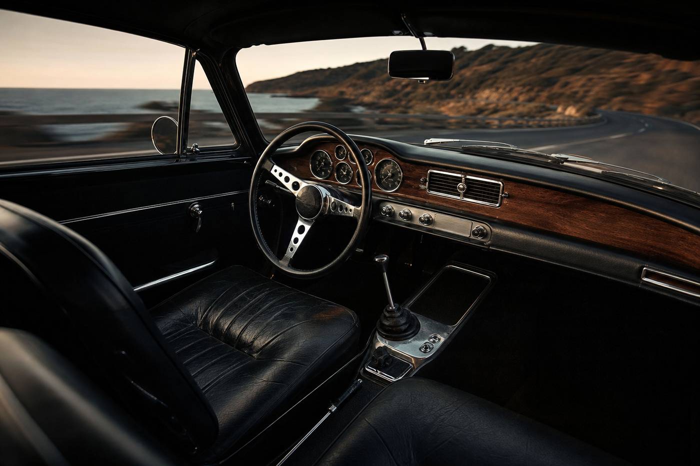 Tableau de bord en bois et métal d'une Volvo P1800